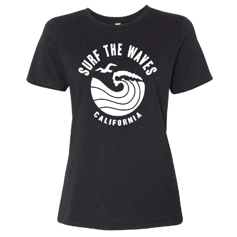 Surf The Waves Women's Relaxed Jersey Tee